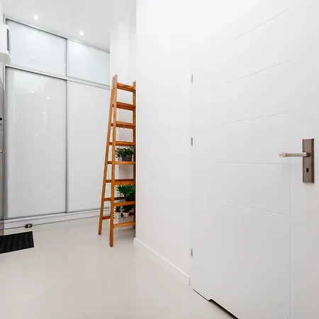 Apartamento Downtown With Mezzanine By Bookinghost *