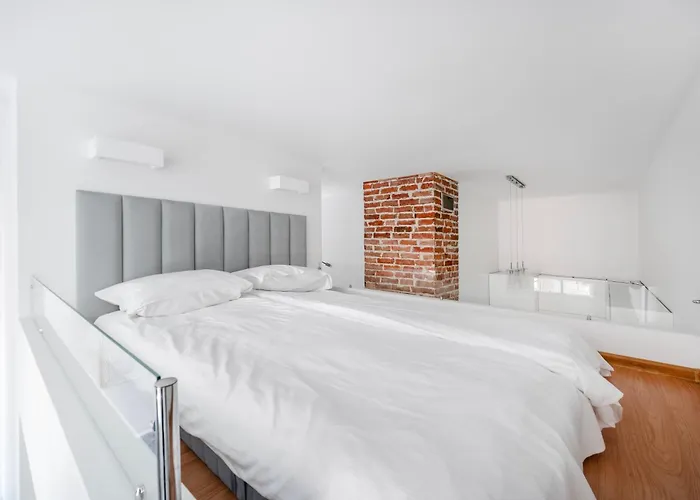 Downtown With Mezzanine By Bookinghost Apartamento Łódź