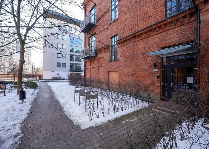 Downtown With Mezzanine By Bookinghost *